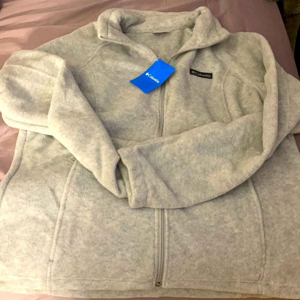Columbia Women’s Gray Zip-up Fleece